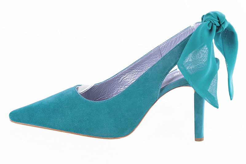 French elegance and refinement for these turquoise blue dress slingback shoes, 
                available in many subtle leather and colour combinations. This beautiful enveloping pump will fit your foot without binding it
Its rear lacing will allow you to adjust it to your liking.
To be declined according to your choice of materials and colors.  
                Matching clutches for parties, ceremonies and weddings.   
                You can customize these shoes to perfectly match your tastes or needs, and have a unique model.  
                Choice of leathers, colours, knots and heels. 
                Wide range of materials and shades carefully chosen.  
                Rich collection of flat, low, mid and high heels.  
                Small and large shoe sizes - Florence KOOIJMAN